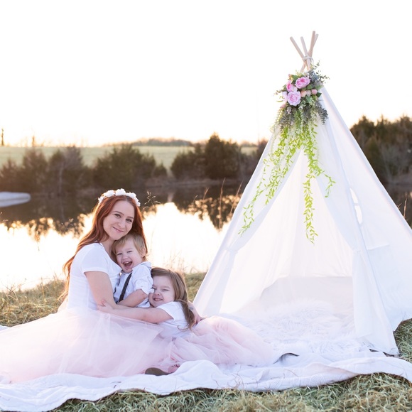 Meet your Posher, Bethany - Picture 4 of 4